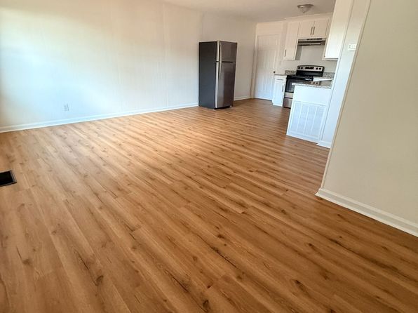 3701 33rd St #B3a73f363, Northport, AL 35476 – 1-bedroom rental in Northport