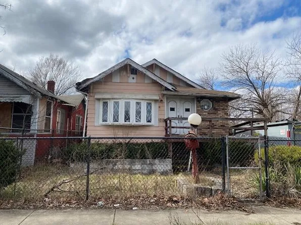 1212 W Taft St, Gary, IN 46404