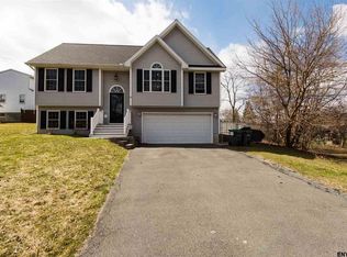 15 Saint Claire Ave, Rensselaer, NY 12144