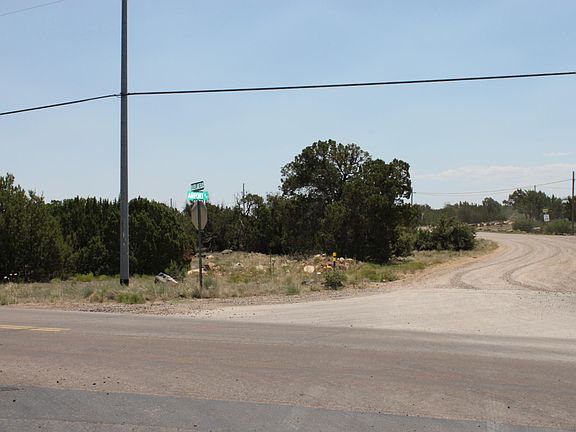 2nd image of 1921 Silver Lake Blvd