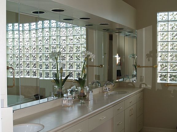 Huge Master Bath and WI Closet