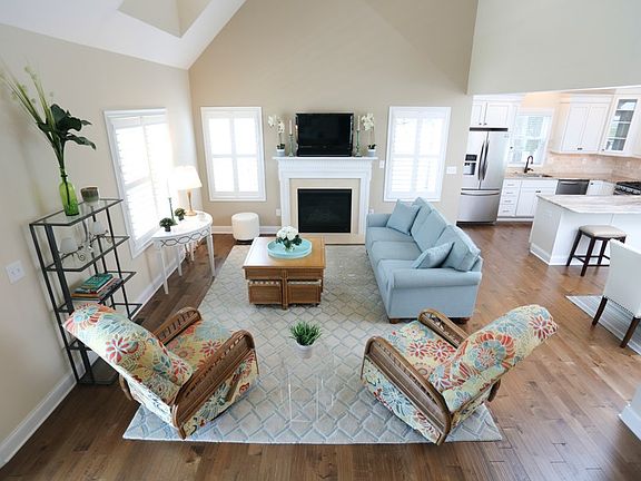 5th image of 33 Seaview Ave