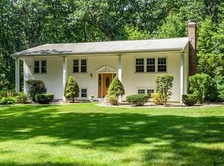 2 Birdland Dr, Boylston, MA 01505