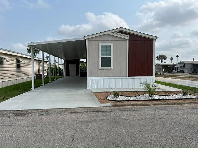1601 S Airport Dr #356