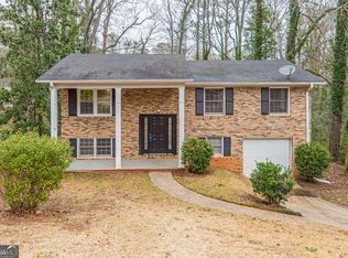 1689 Pine Glen Cir, Decatur, GA 30035