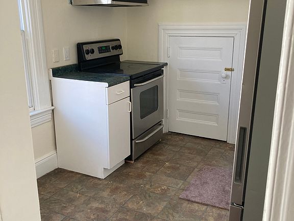 4th image of 285 South St #1