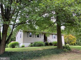 24 Homrich Ln, Mohnton, PA 19540