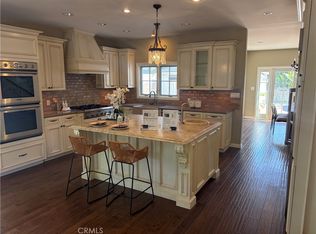 5704 Columbus Ave, Van Nuys, CA 91411