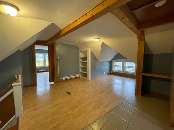 723 S Westnedge Ave #3, Kalamazoo, MI 49007