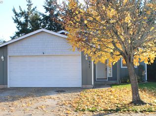 947 W Olympic St, Springfield, OR 97477