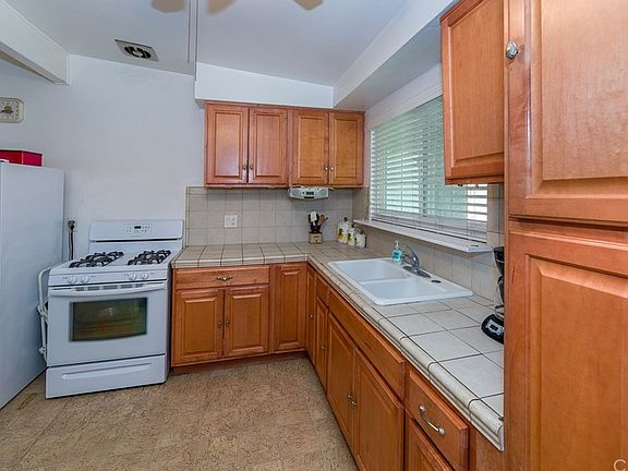 5th image of 13761 Sauder St