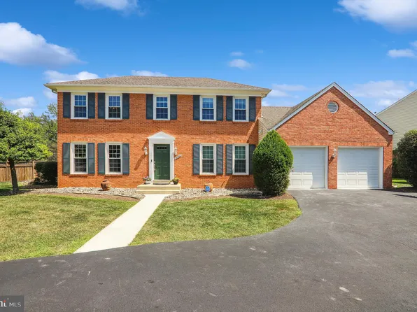 14647 Pinto Ln, Rockville, MD 20850