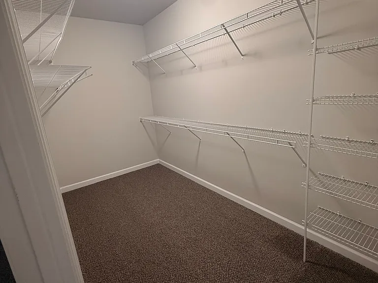 2025 Folkstone Woods Ln — Photo 19