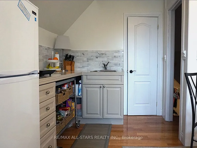 27 Tranmer Rd — Photo 7