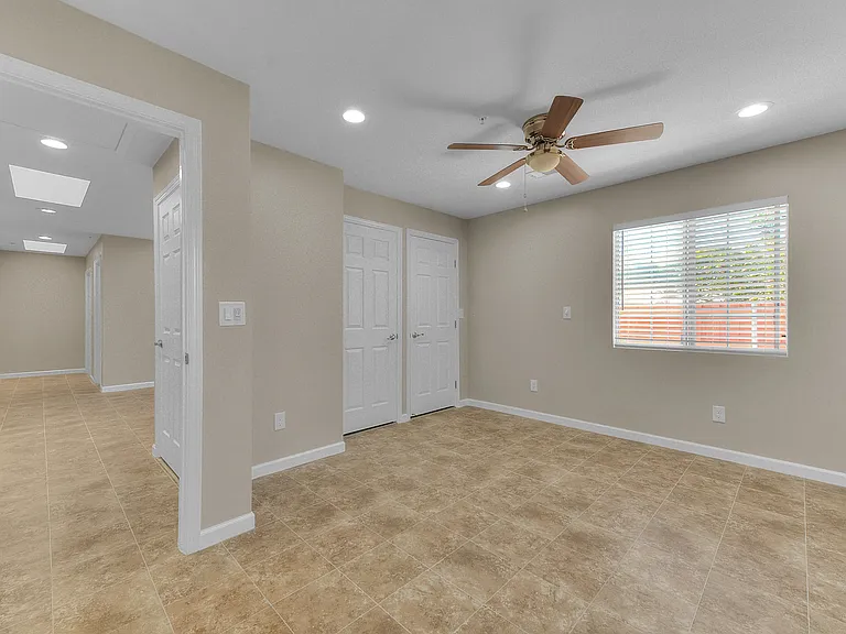 24600 Cypress St #24600A — Photo 36