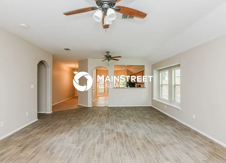 7401 Errandale Dr — Photo 3