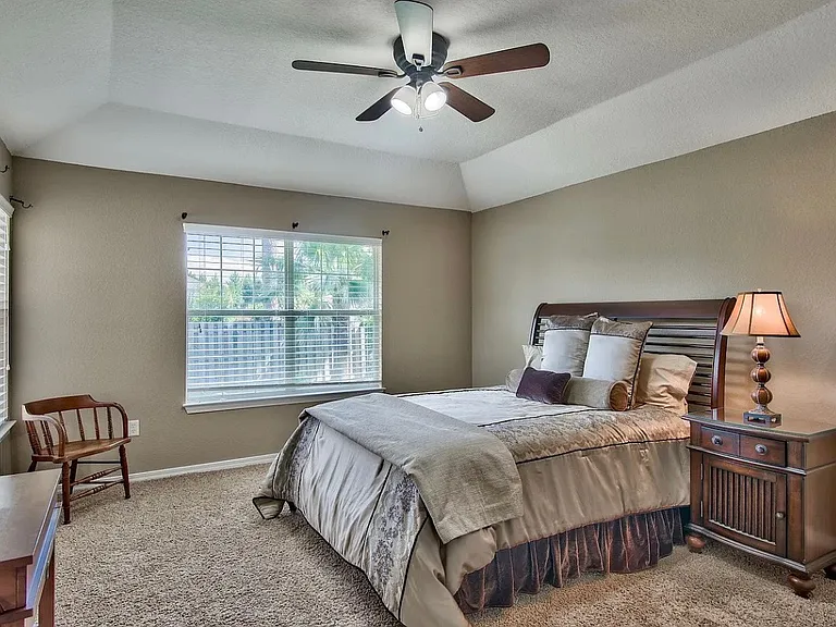 211 Wekiva Cv — Photo 16