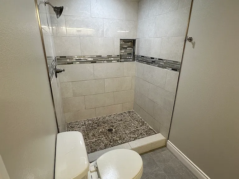 306 Forest St — Photo 6