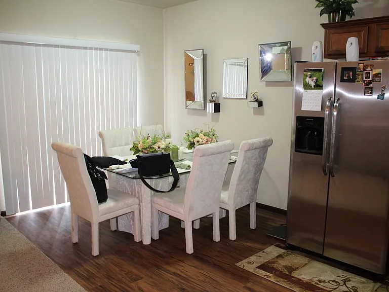 3730 Ravenwood Cir — Photo 3