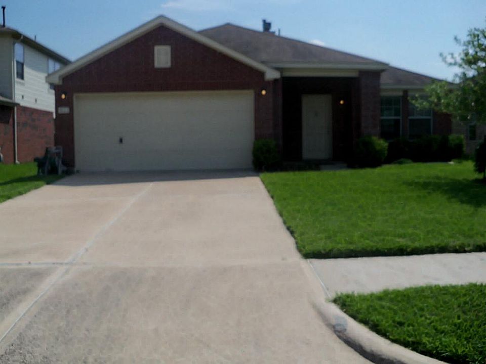 1st image of 9611 Abigail Dr