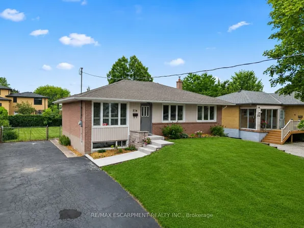 374 Saint Augustine Dr, Oakville, ON L6K 3E9