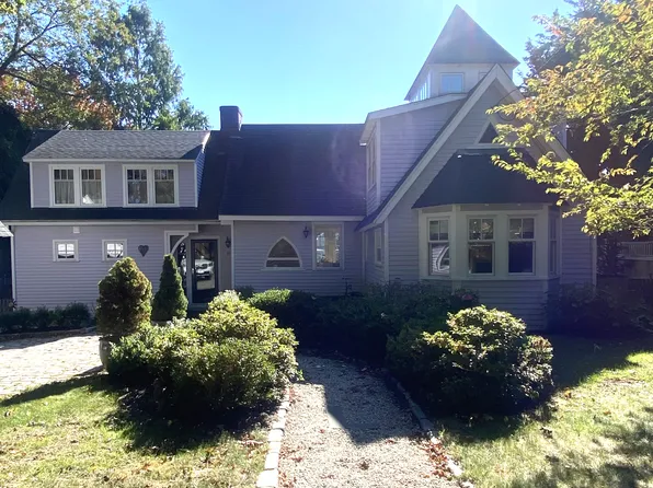 (undisclosed Address), Jamestown, RI 02835