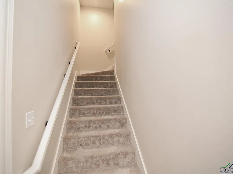 140 Lilly Lue Ln — Photo 29