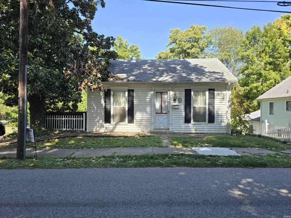 8 E Gray St, Newburgh, IN 47630