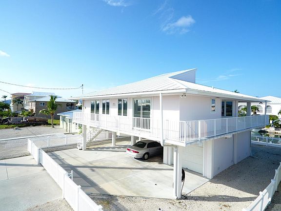 2nd image of 178 Airport Dr S