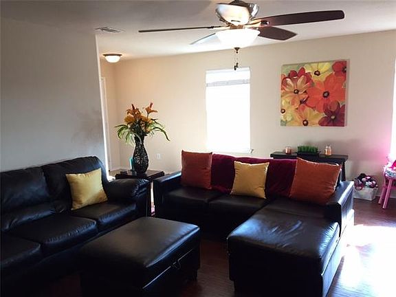 4th image of 312 Chalkstone Dr