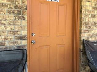 913 Prentice St UNIT C, Huntsville, TX 77340