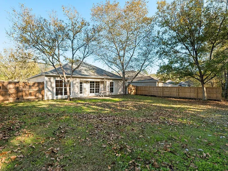 34 Clear Springs Ct — Photo 21
