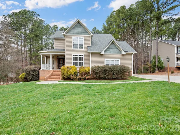 1606 High Ridge Dr, Stanley, NC 28164