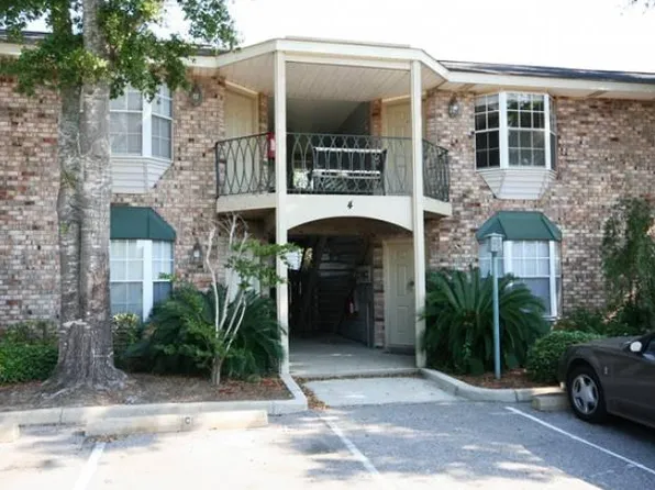 222 Weis Ln, Pensacola, FL 32507