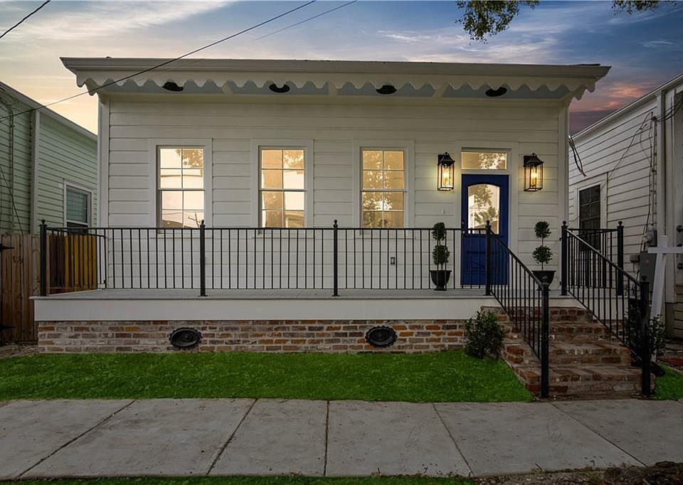 1st image of 731 Valence St