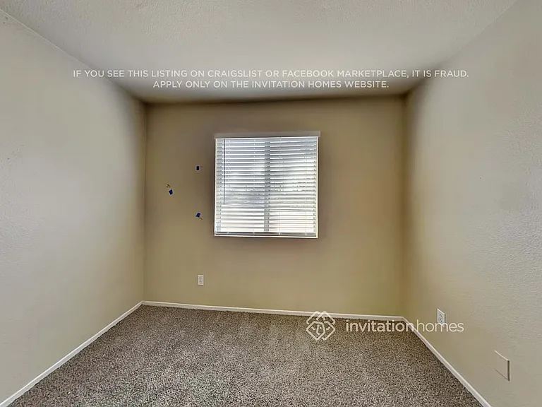 2628 N Maple Ave — Photo 13