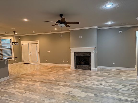 5th image of 1073 Marcello Ave