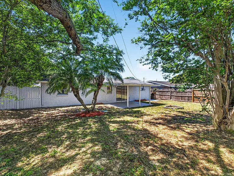 4441 Terry Loop — Photo 16