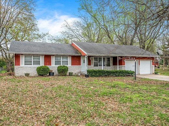 3rd image of 5366 N Lakewood Drive