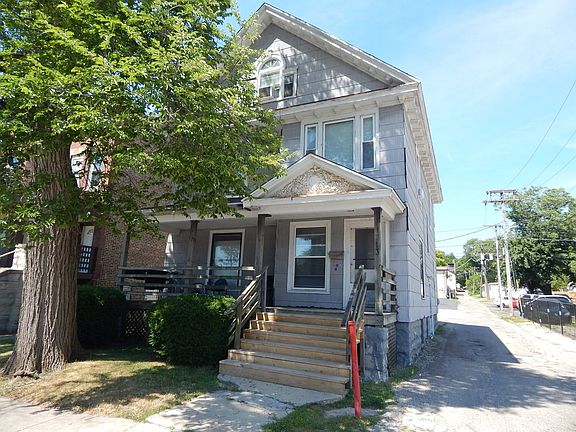 2nd image of 113 N Center St