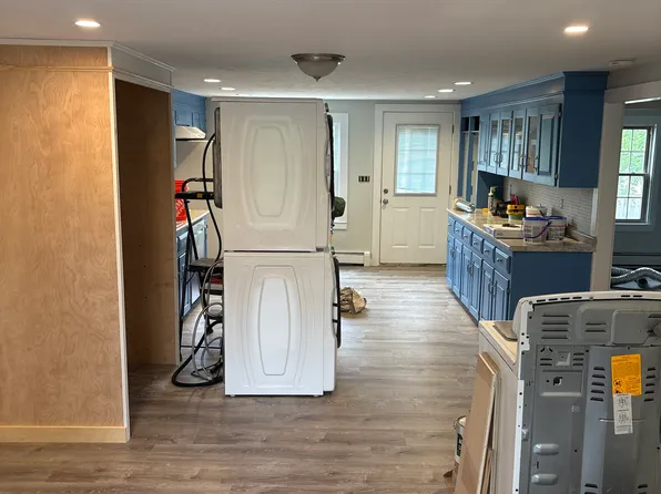 28 Preston St, Danvers, MA 01923