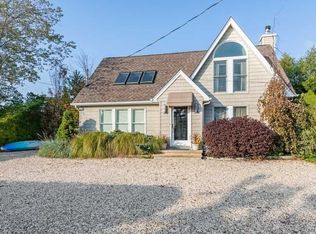 8 Southwind Rd, Remsenburg, NY 11960