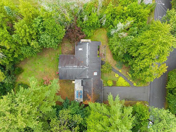 3rd image of 7 Brookside Terrace
