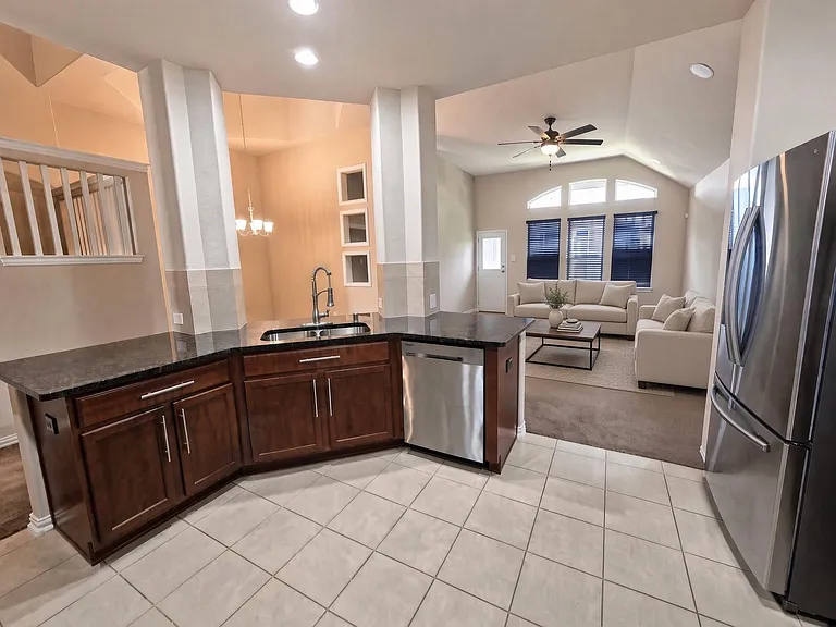 8723 W Crescent Lake Cir — Photo 6