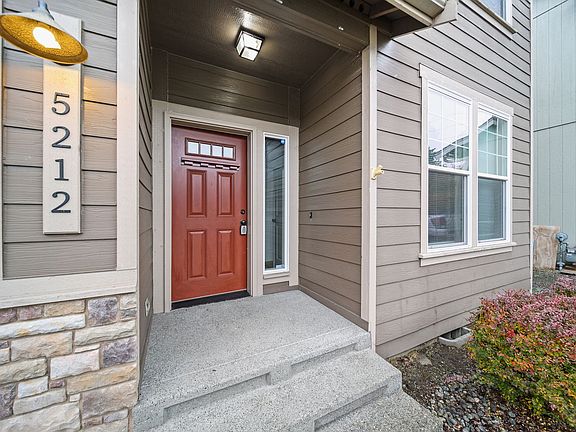 3rd image of 5212 Slate Ct SE