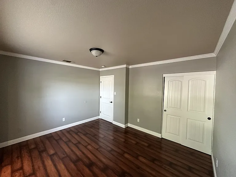 6200 Claussen Way — Photo 21