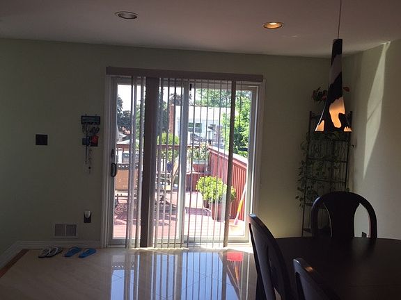 3rd image of 27 Borman Ave #Townhouse