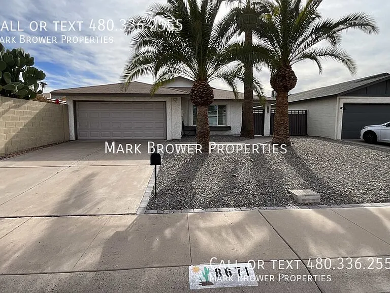 8671 E Roosevelt Cir — Photo 1