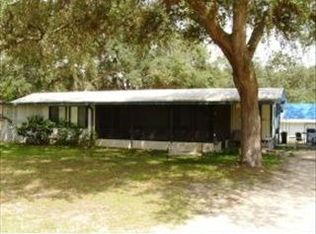 18527 SE 24th Pl, Silver Springs, FL 34488