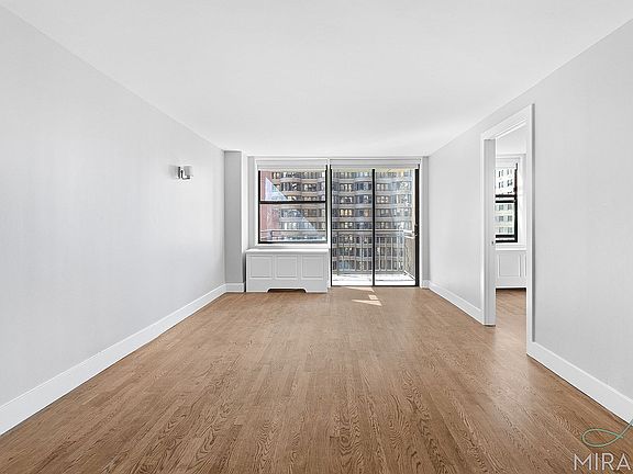 5th image of 330 E 39th St APT 34C